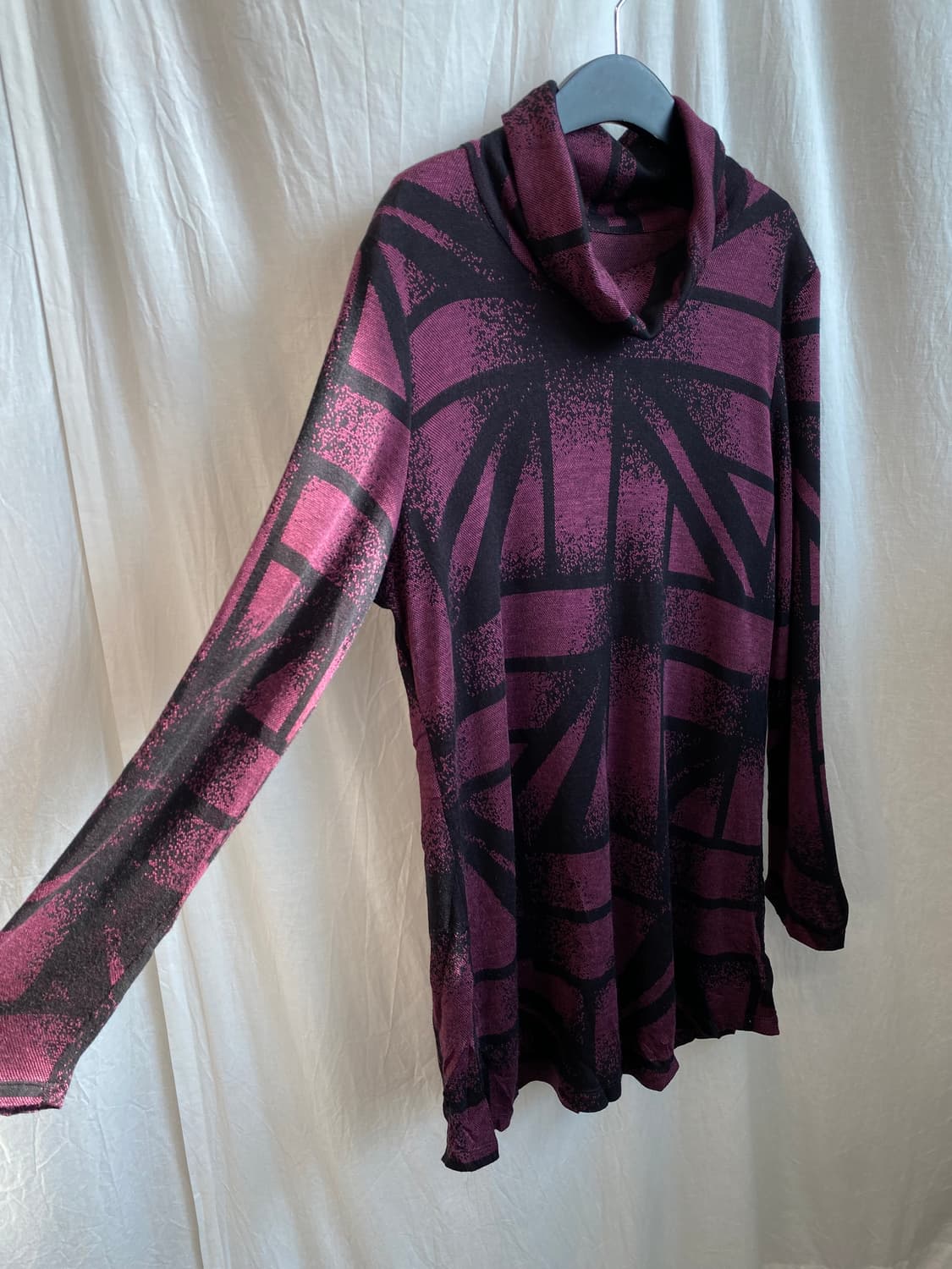 빈티지 패턴 하이넥탑(L) 상품이미지6