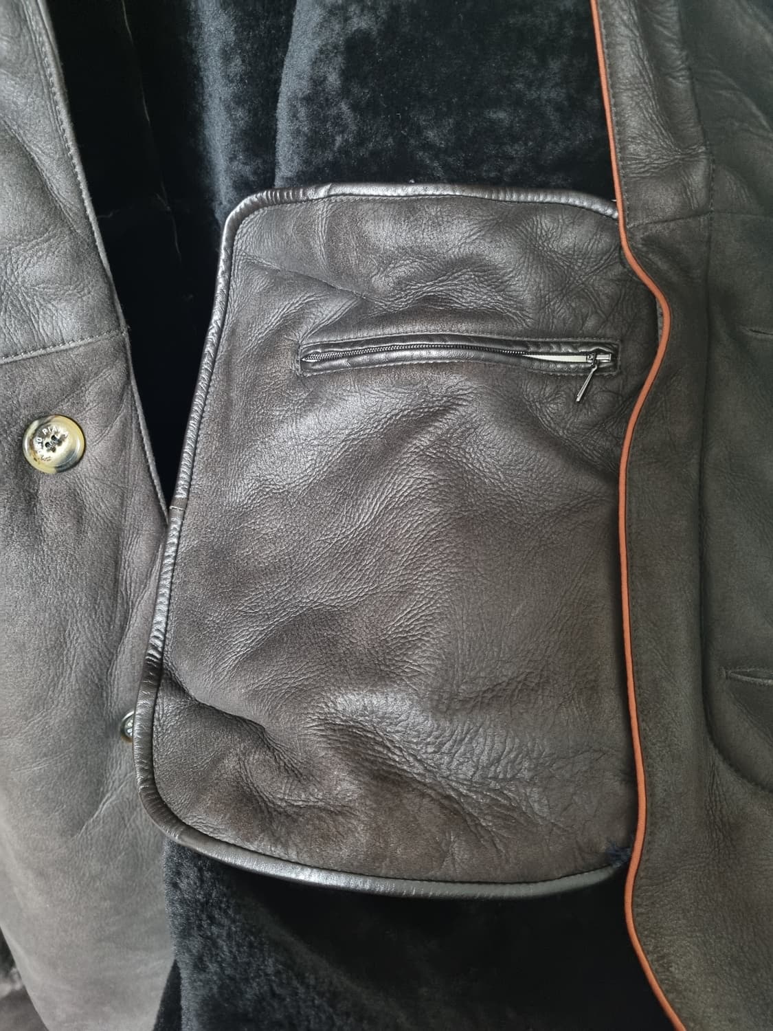 정품) 로로피아나 싱글 히든 버튼 무스탕 상품이미지6