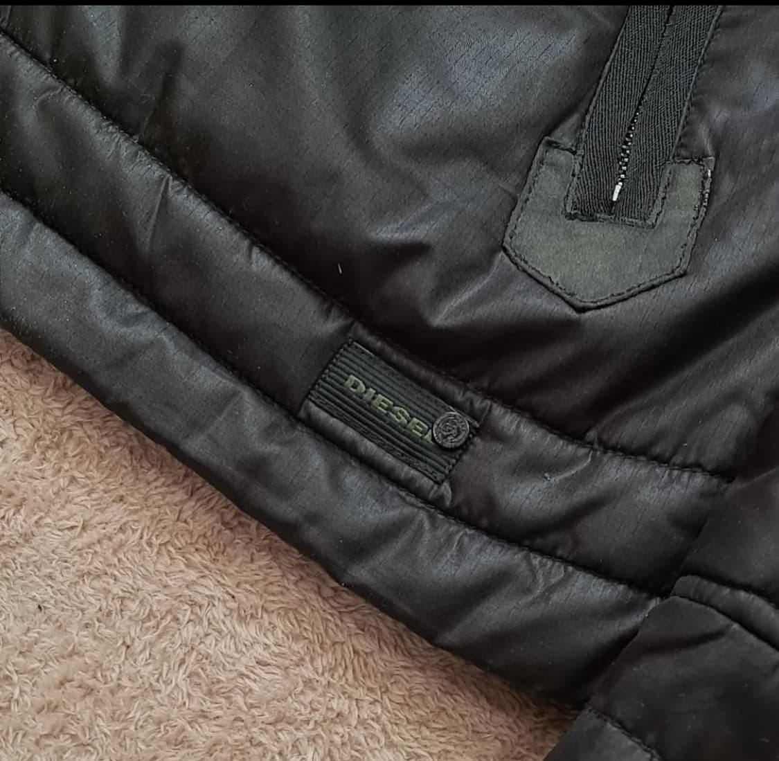 [디젤] 블랙 라이트다운 경량 바이커 패딩 자켓 상품이미지5