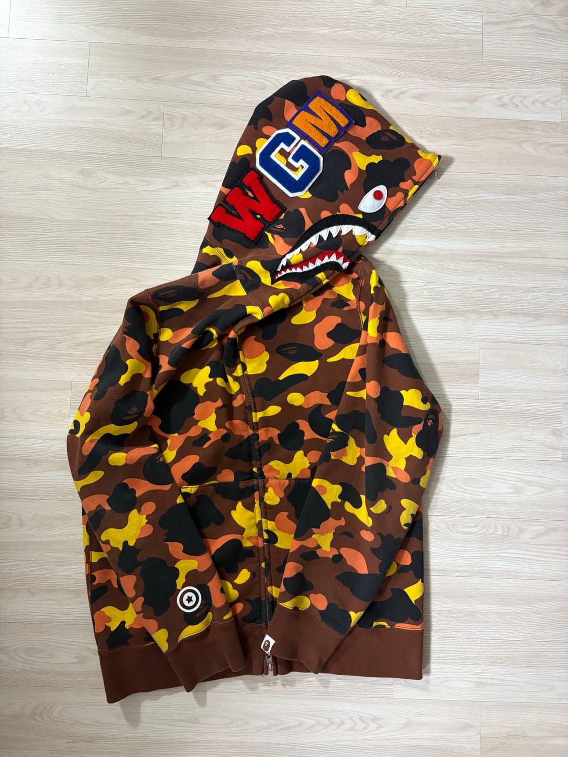 베이프 퍼스트카모 샤크후드집업 L 판매합니다 상품이미지1