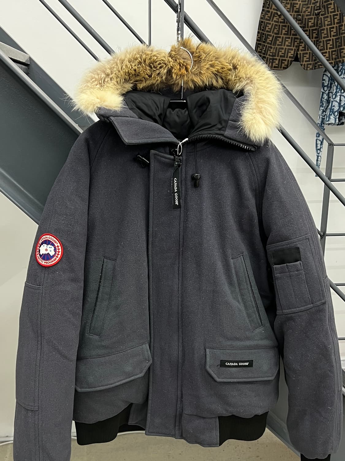 캐나다구스 칠리왁 봄버 울 자켓 상품이미지2