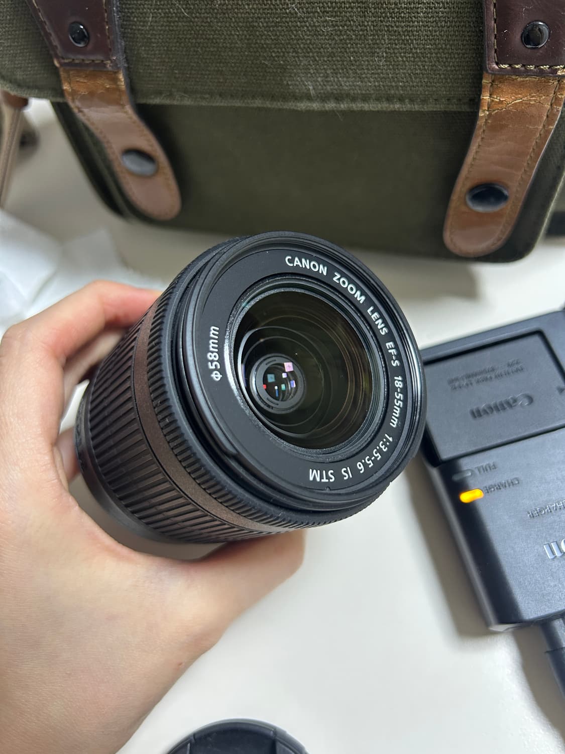 캐논 eos100d (본체,줌렌즈,배터리,충전기,가방) 상품이미지5