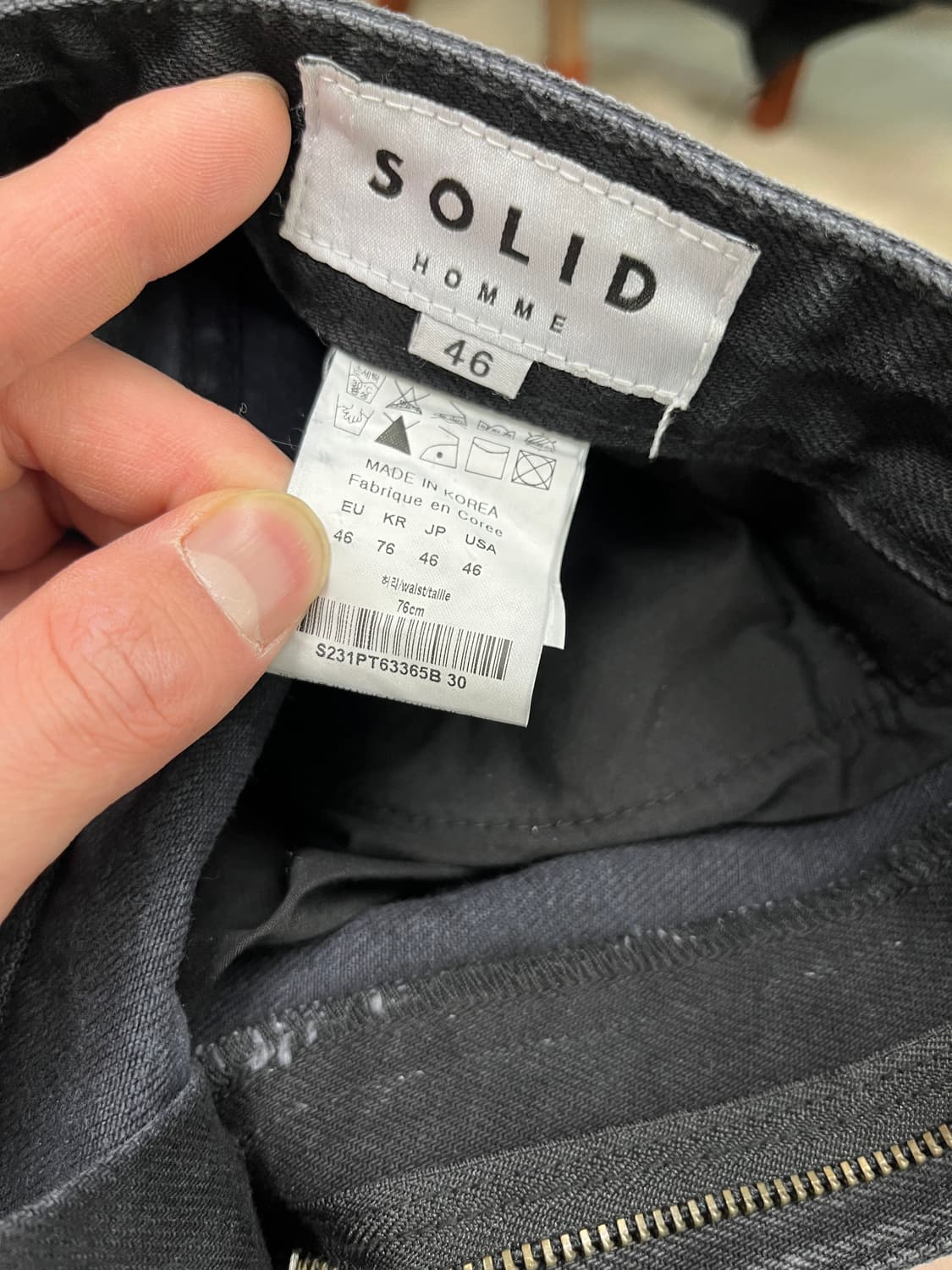 솔리드 옴므 블랙 루즈핏 데님 23ss 상품이미지4