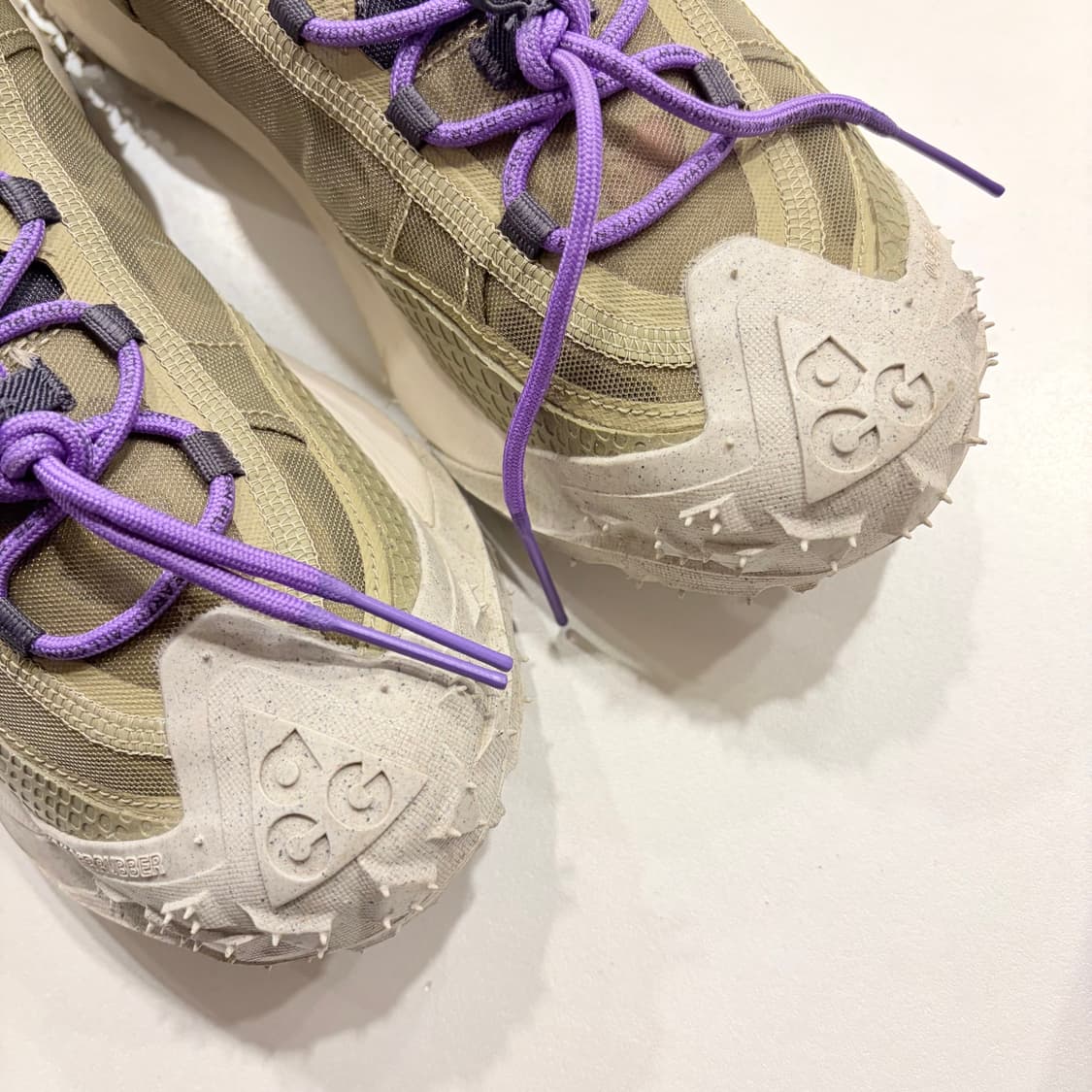 [260] 나이키 ACG 마운틴 플라이 스니커즈 카키 상품이미지7