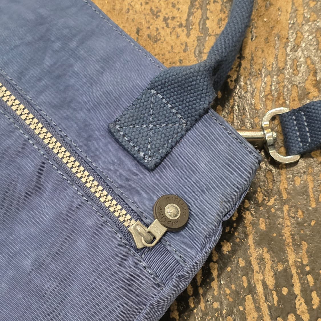 키플링 블루 토트백 상품이미지4