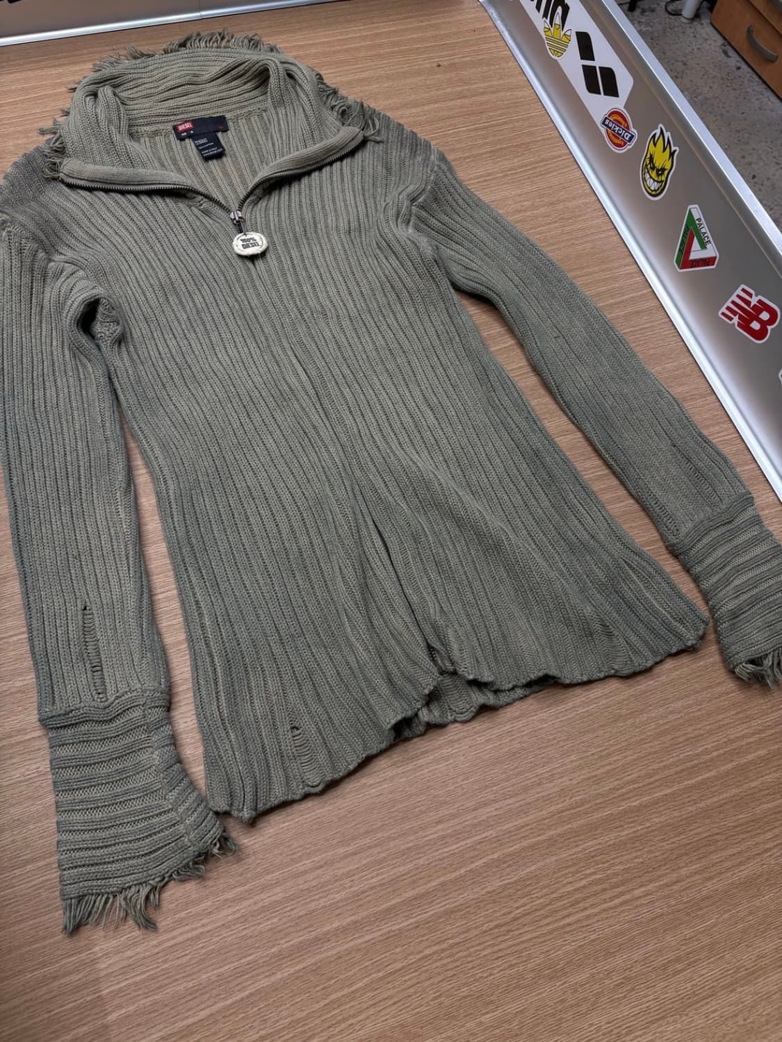 디젤 그런지가공 니트 집업 (made in italy) 상품이미지3