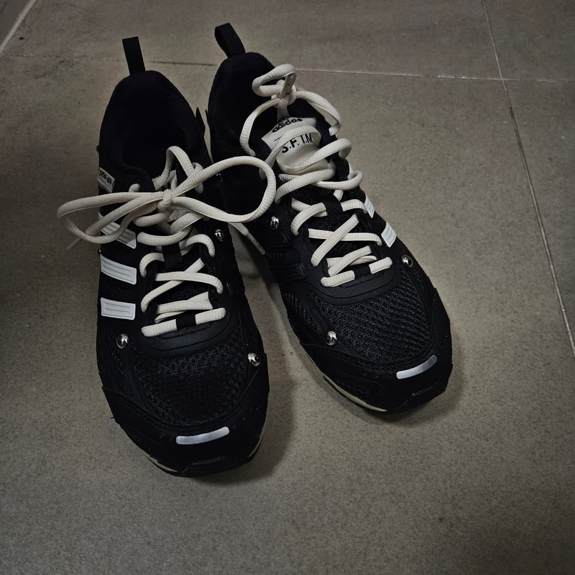 (270) 아디다스 송포더뮤트 아디제로 PR 코어 블랙 크림 화이트팝니다 상품이미지3