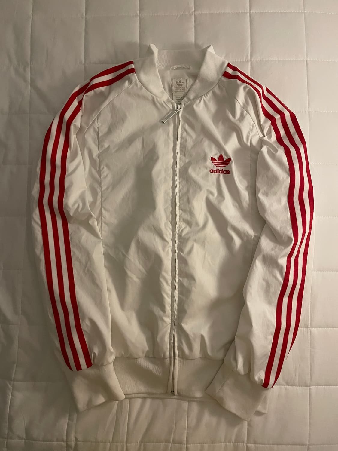 아디다스 트레포일 로고 화이트레드 트랙탑 상품이미지1