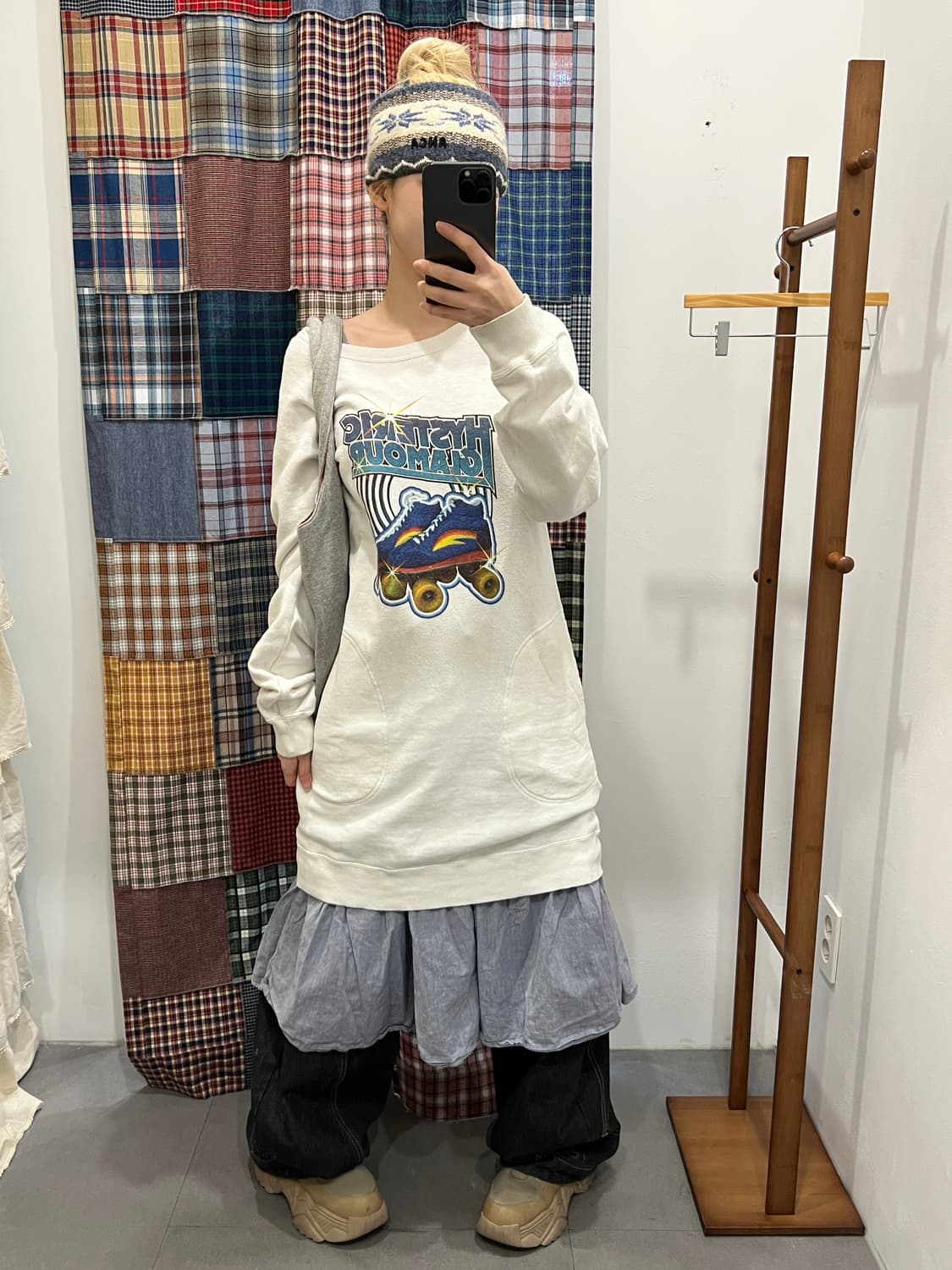 히스테릭글래머 롤러스케이트 롱 맨투맨 상품이미지3