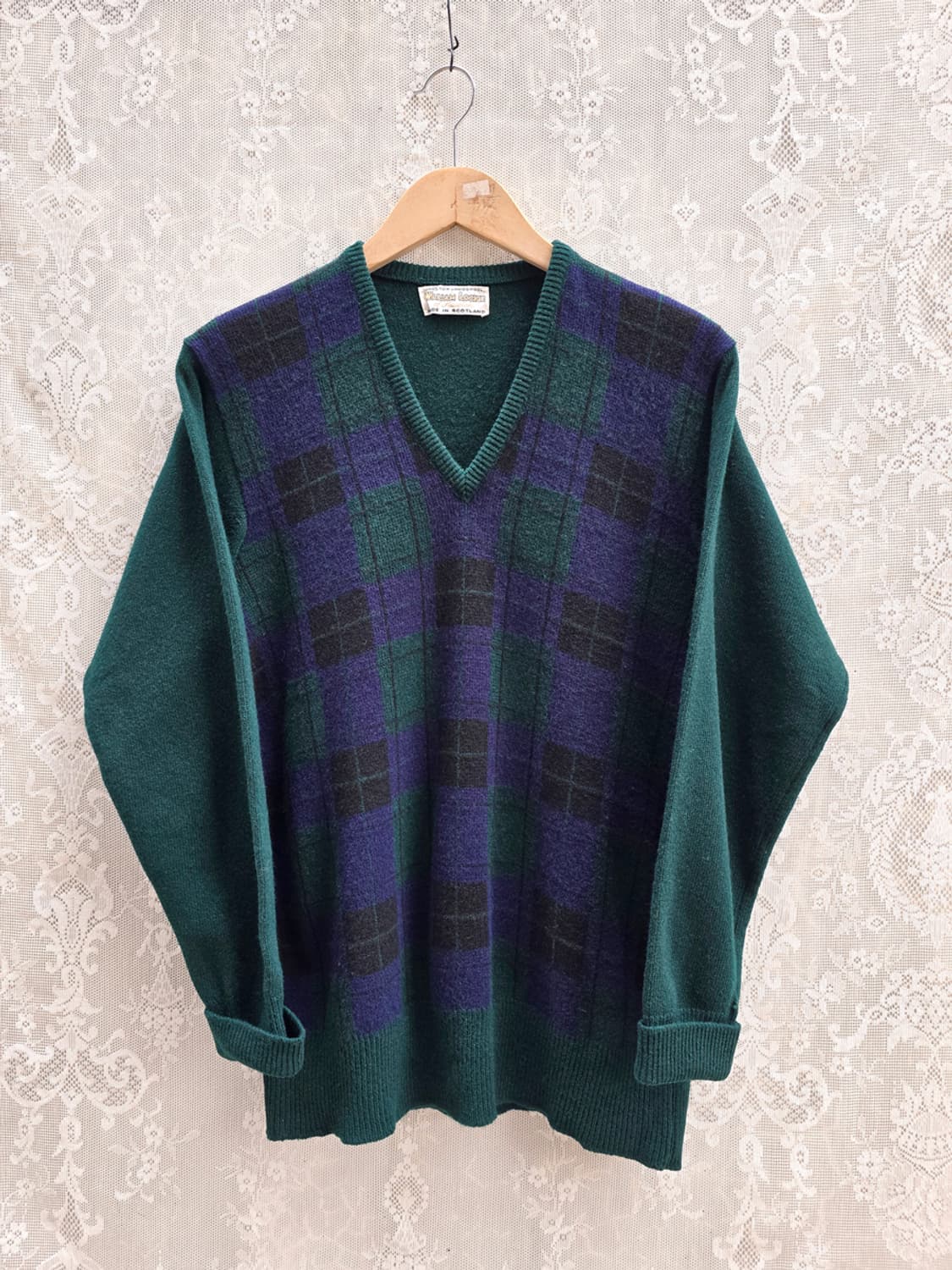 90s 윌리엄 로키 브이넥 니트 상품이미지1