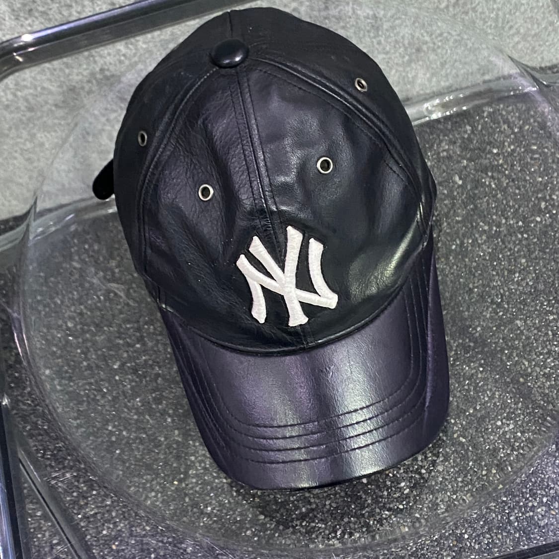 MLB 뉴욕양키스 블랙 레더 볼캡 B3800 상품이미지2