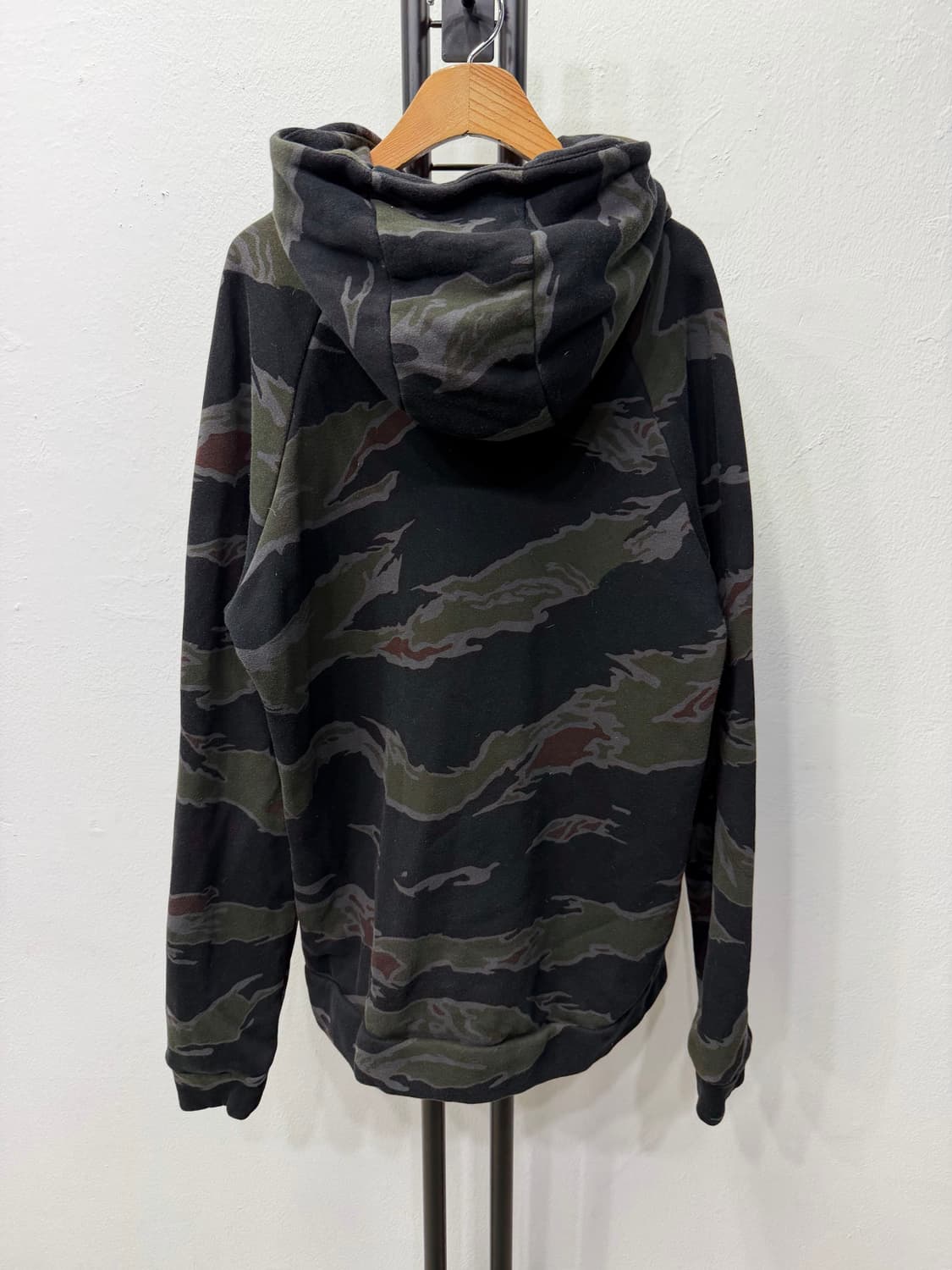 정품) 나이키 조던 카모 플리스 후드티 M 상품이미지5