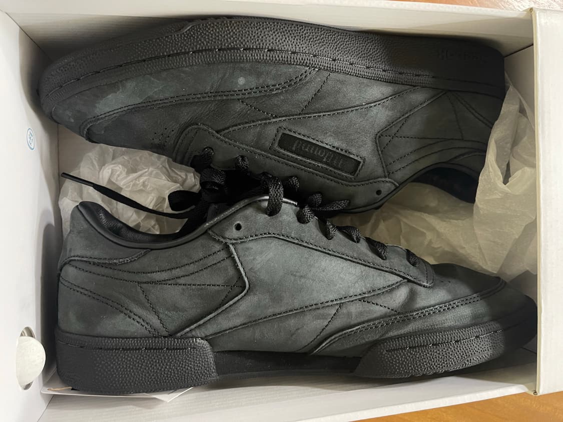 리복 x JJJ자운드 클럽씨 85 트리플 블랙 jjjjound 상품이미지2