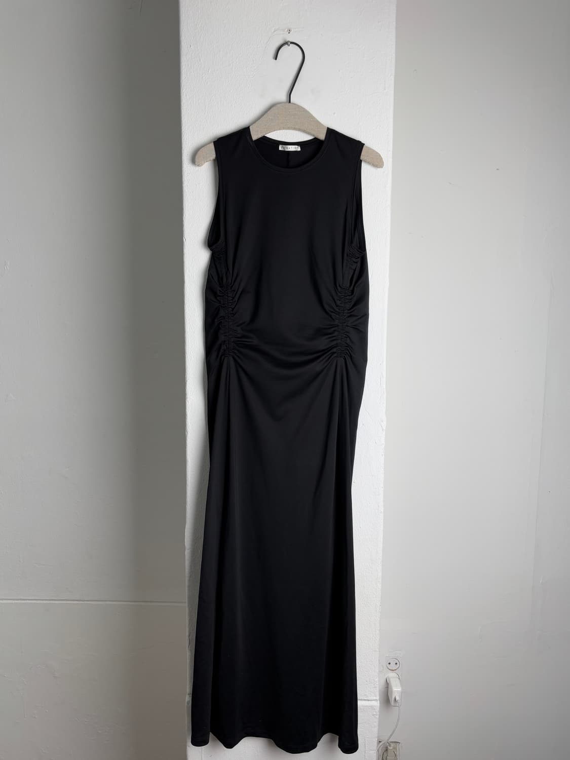 ESTNATION Black long dress 상품이미지1