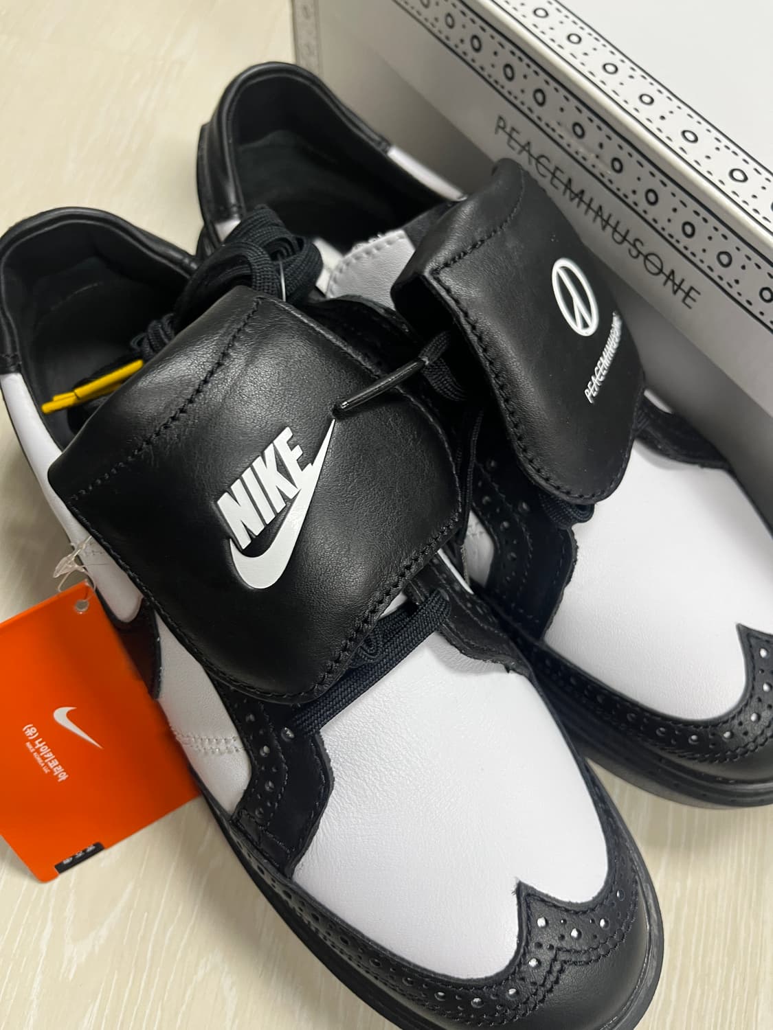 나이키 x 피스마이너스원 권도1 검흰 250 새상품 상품이미지2