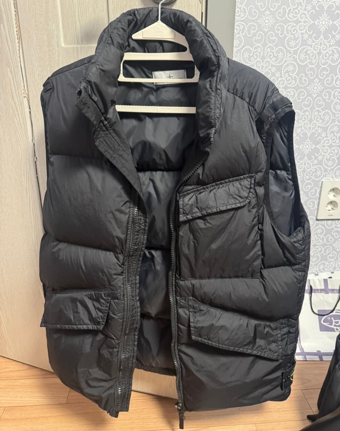 스톤아일랜드 조끼패딩L 상품이미지1