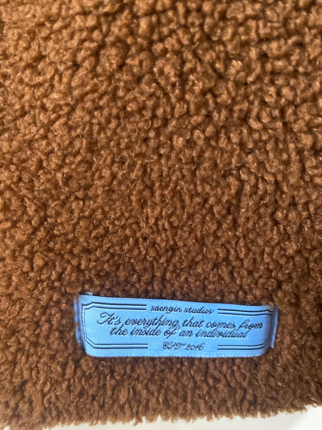 생긴 스튜디오 후리스 브라운 자켓 상품이미지3