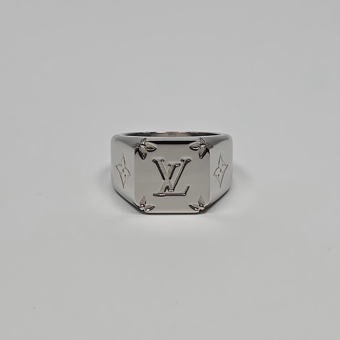 루이비통 모노그램 각인 시그넷 반지 ( 20호 ) 상품이미지2
