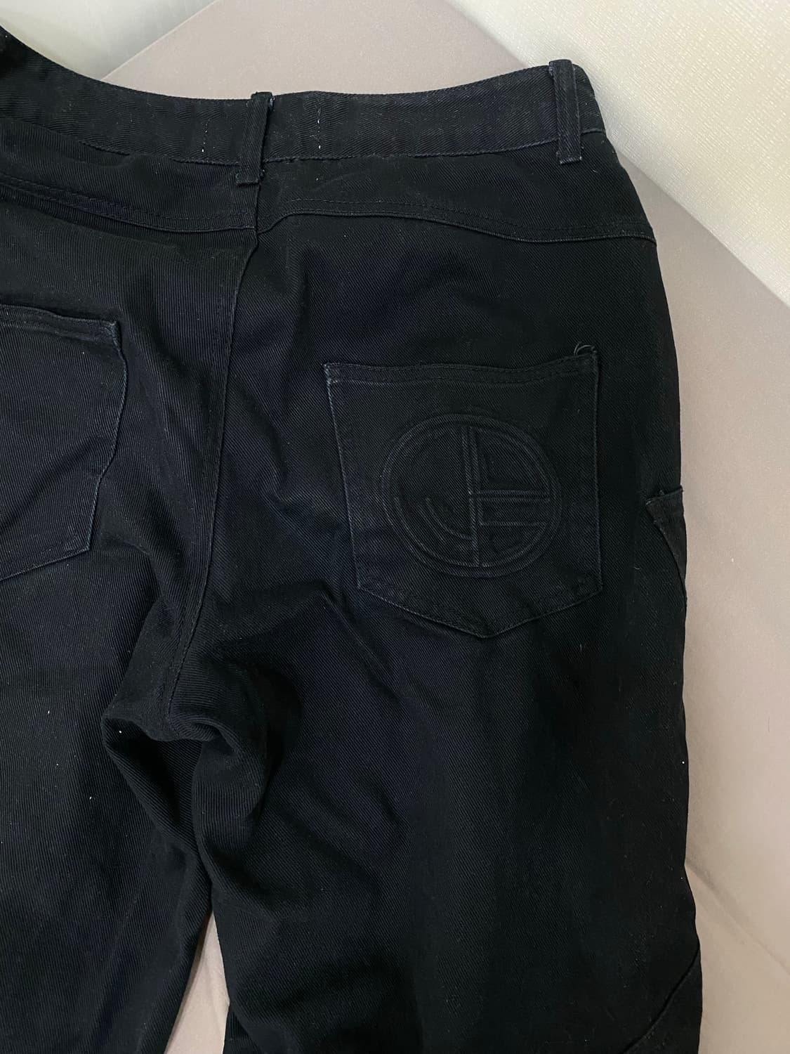 IDWS 블랙 데님 팬츠 상품이미지1