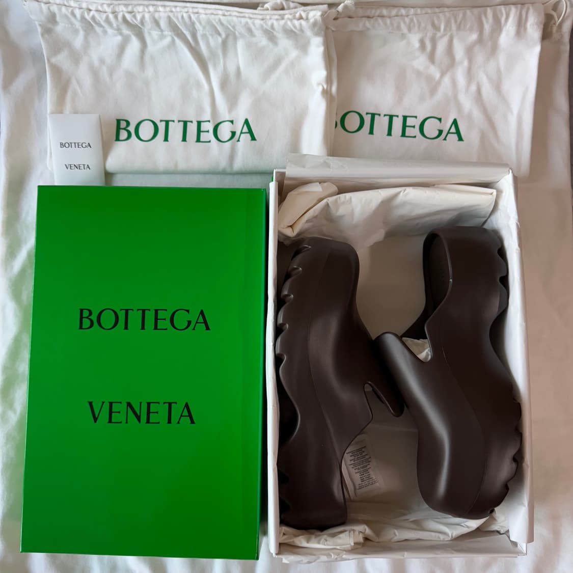 보테가베네타 클로그 폰단트 44사이즈 상품이미지2