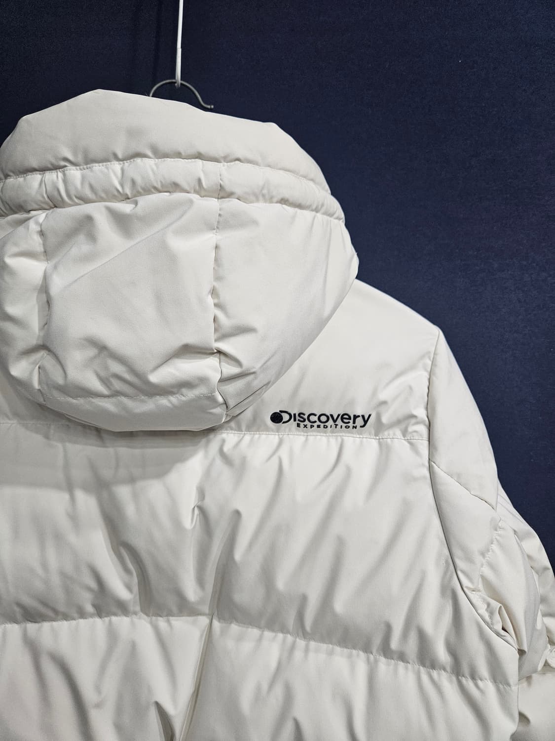 디스커버리 화이트컬러 남성 100 덕다운 숏패딩  상품이미지9