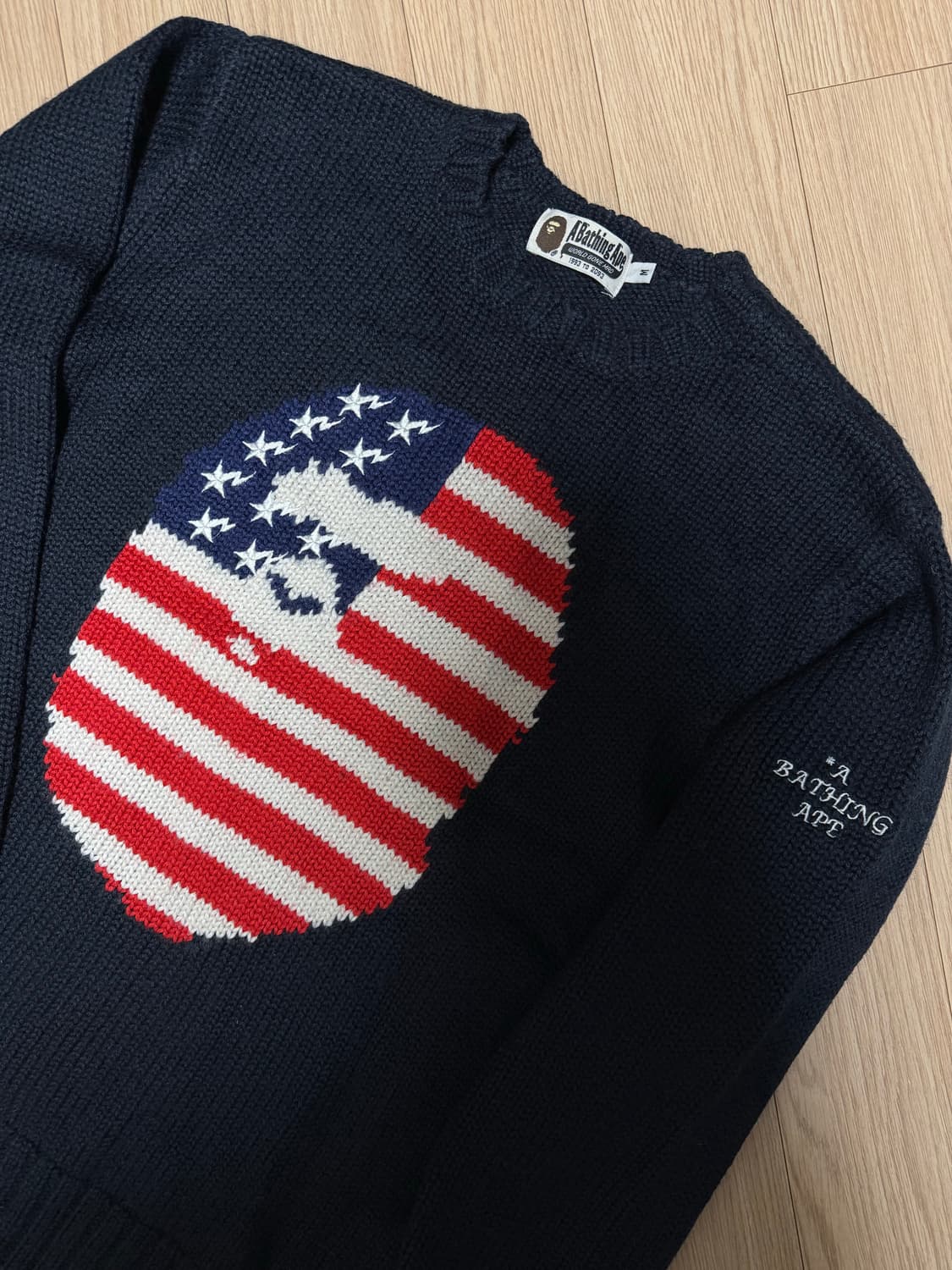베이프 성조기 빅사루 니트 상품이미지2