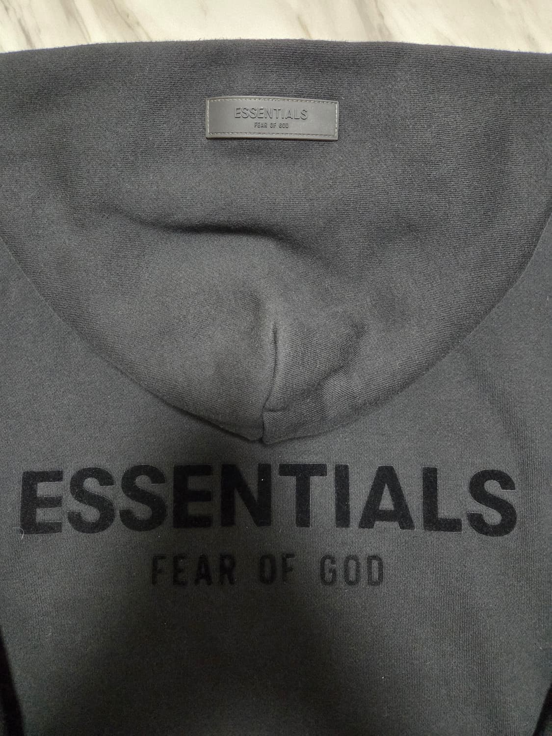 피오갓에센셜 플리스 후드 블랙 상품이미지3