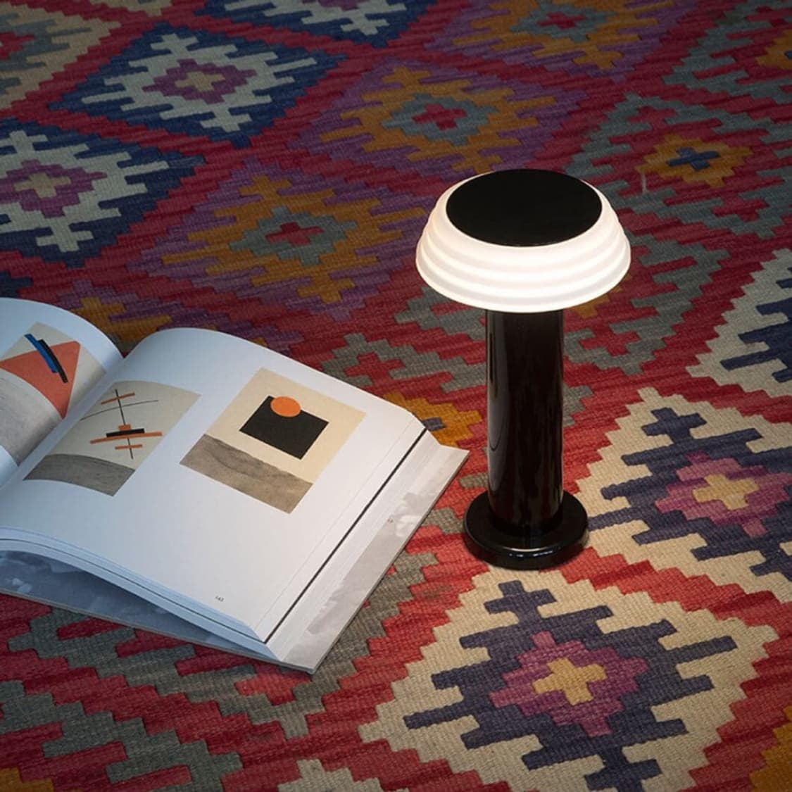 SOWDEN 소든 PL1  램프 포터블 조명 블랙색상 상품이미지3