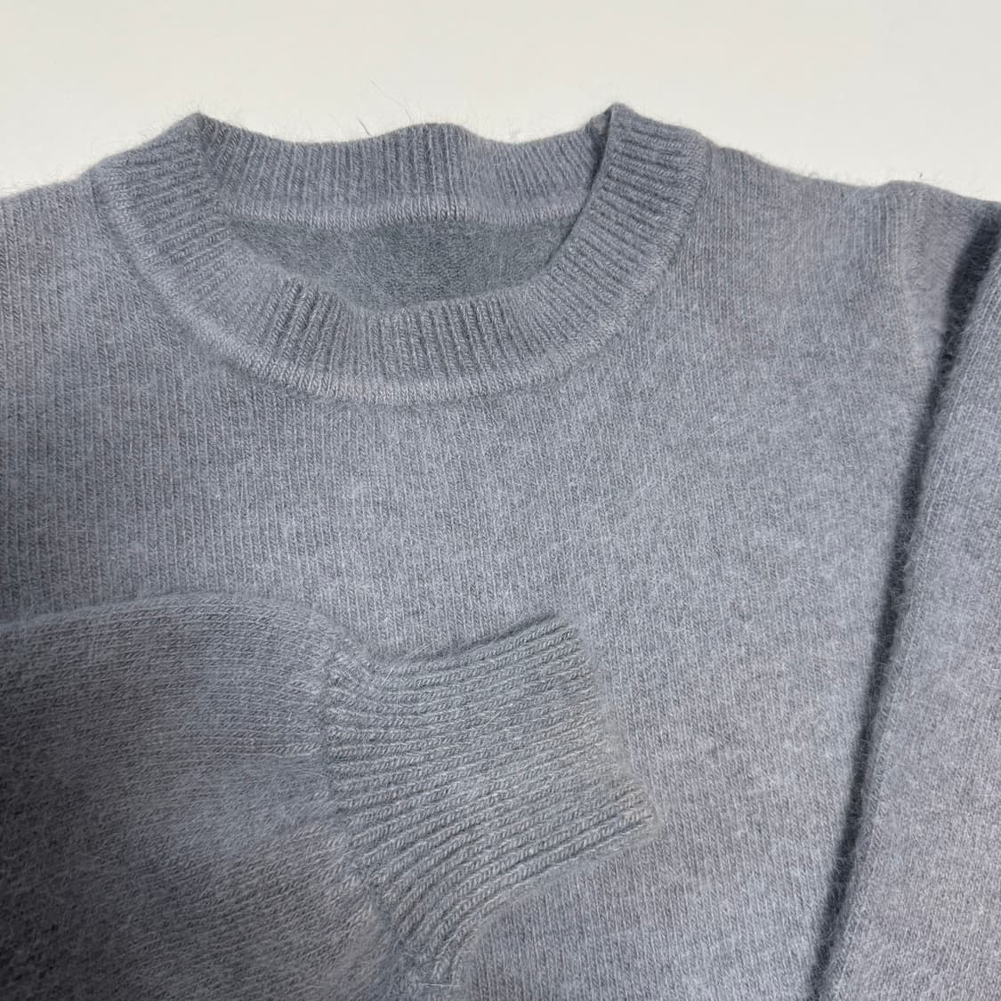 그레이 앙고라 긴팔 니트 스웨터 거의 새것 상품이미지5