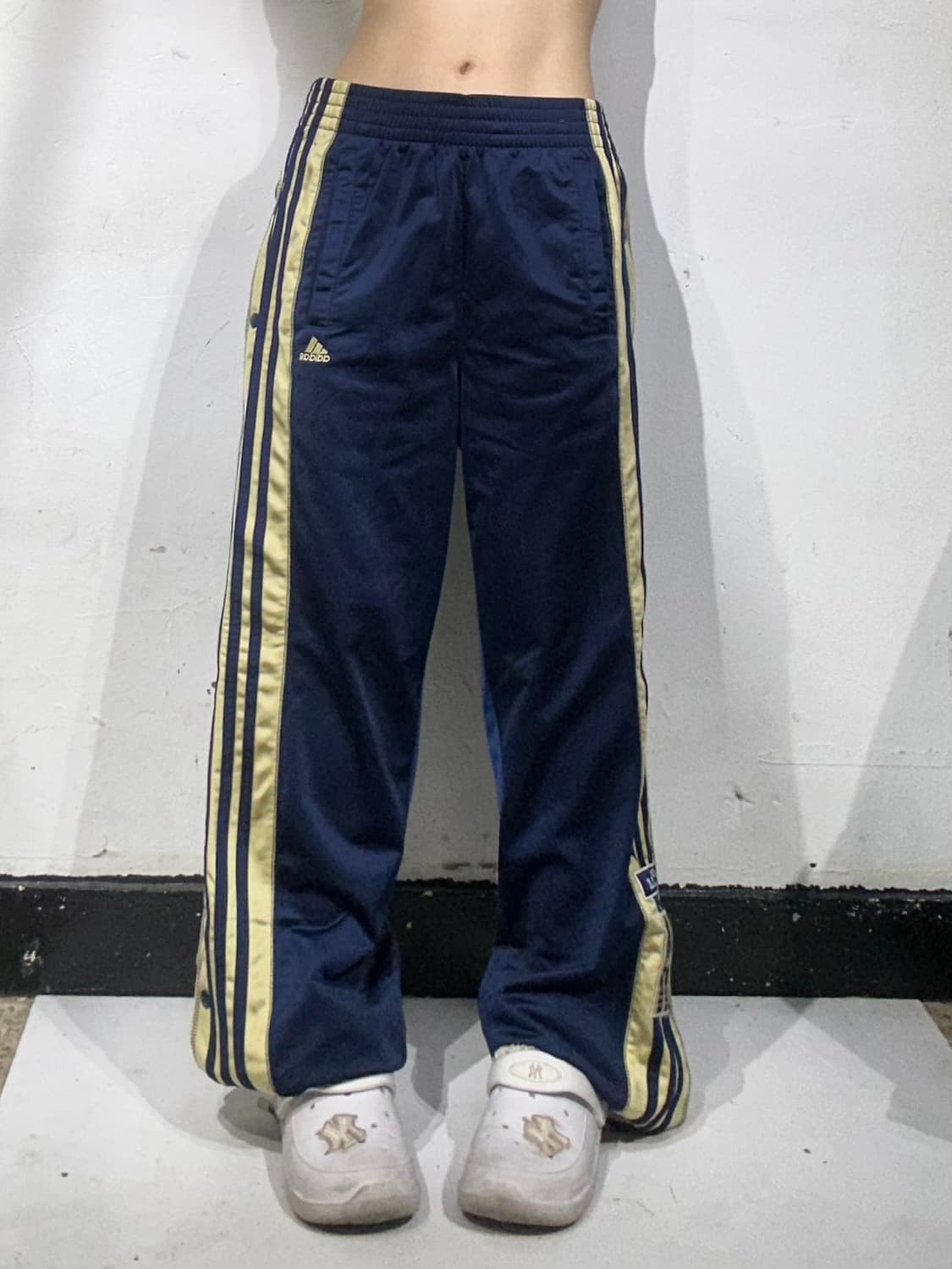아디다스 네이비 사이드 버튼 스냅 단추 와이드 추리닝 팬츠 댄스 바지 S 상품이미지2