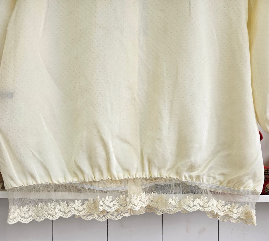 레이스 카라 리본 블라우스 상품이미지9