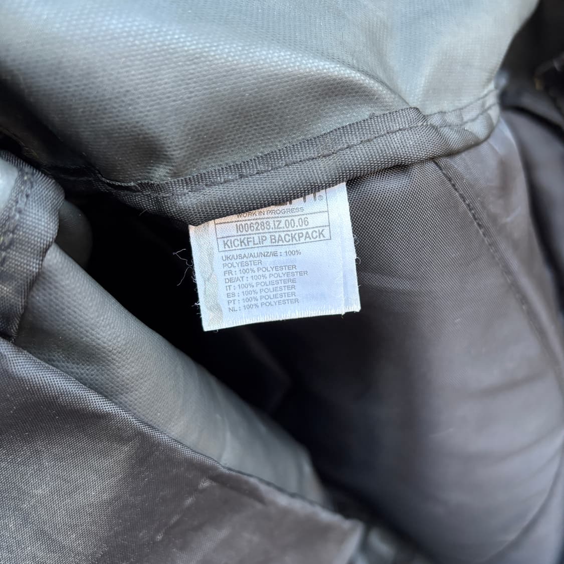 Carhartt 칼하트 카모 백팩 가방 상품이미지9