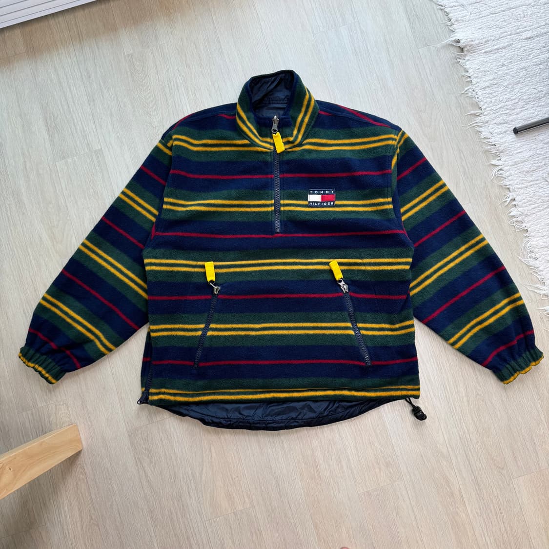 방탄 RM착용 90s 타미힐피거 양면 후리스 상품이미지3
