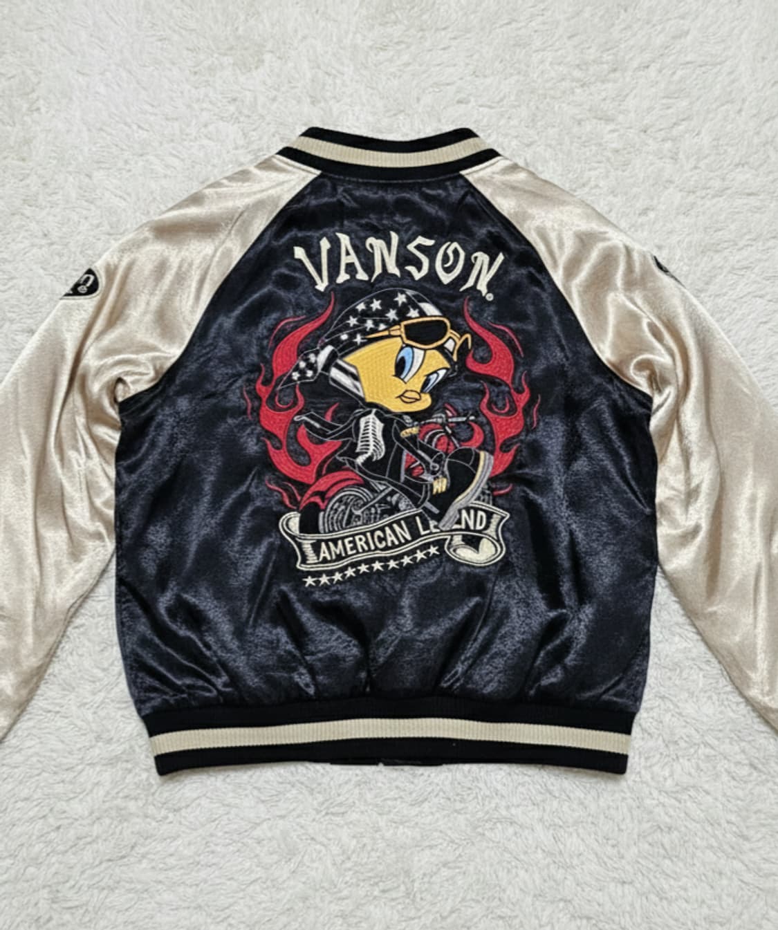 벤슨 x 루니툰 리버시블 스카쟌 상품이미지1