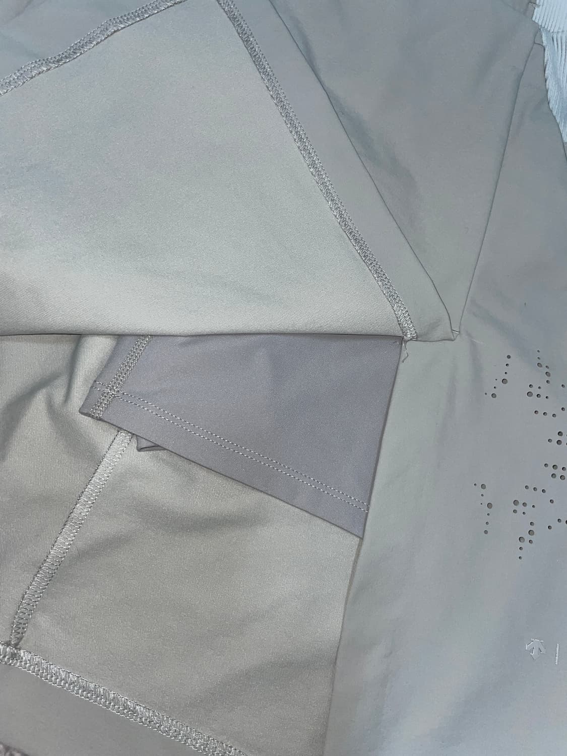 오호스 데상트 미디치마 s사이즈 상품이미지3