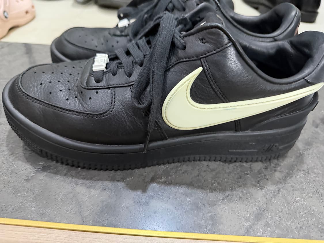 나이키 앰부쉬 에어포스1  상품이미지4