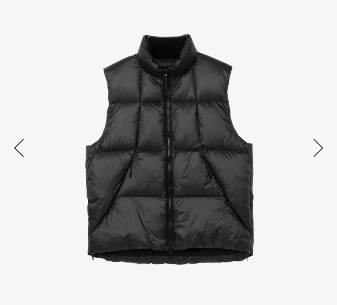 골드윈 25fw 퀀텀 다운 베스트 블랙컬러 3사이즈 상품이미지1