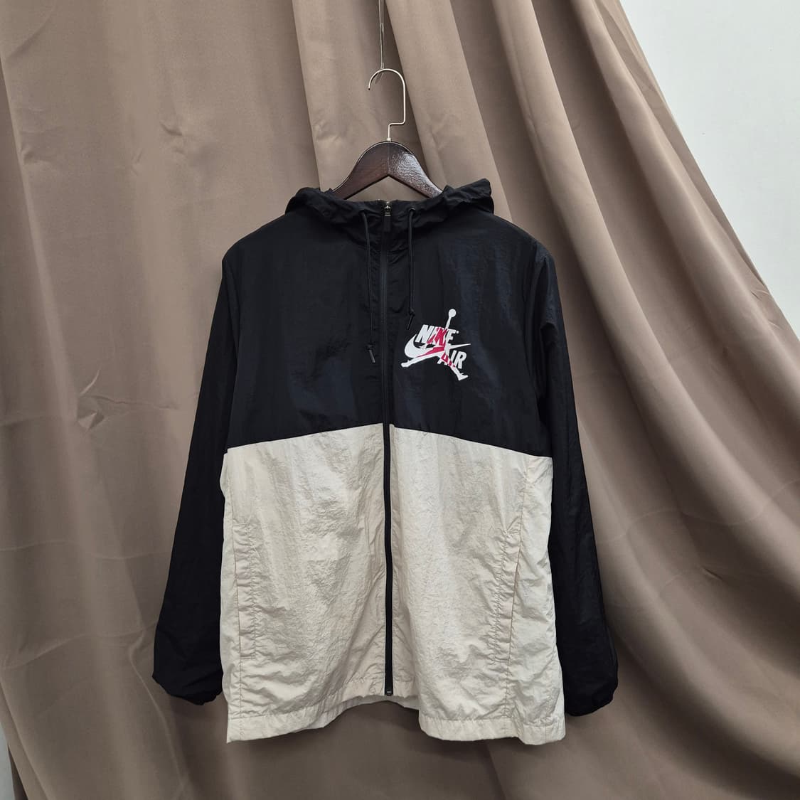 조던 점프맨 클래식 윈드 브레이커 후드 집업 L 상품이미지1