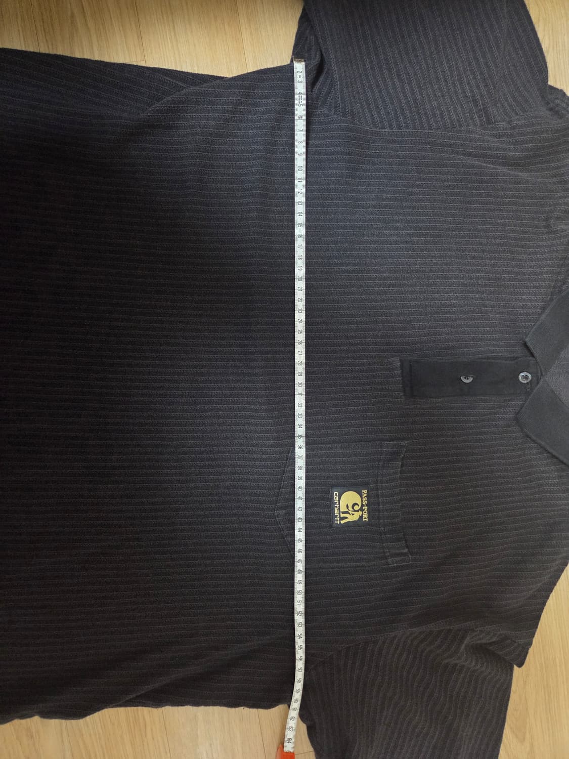 칼하트wip X passport 폴로셔츠 상품이미지4