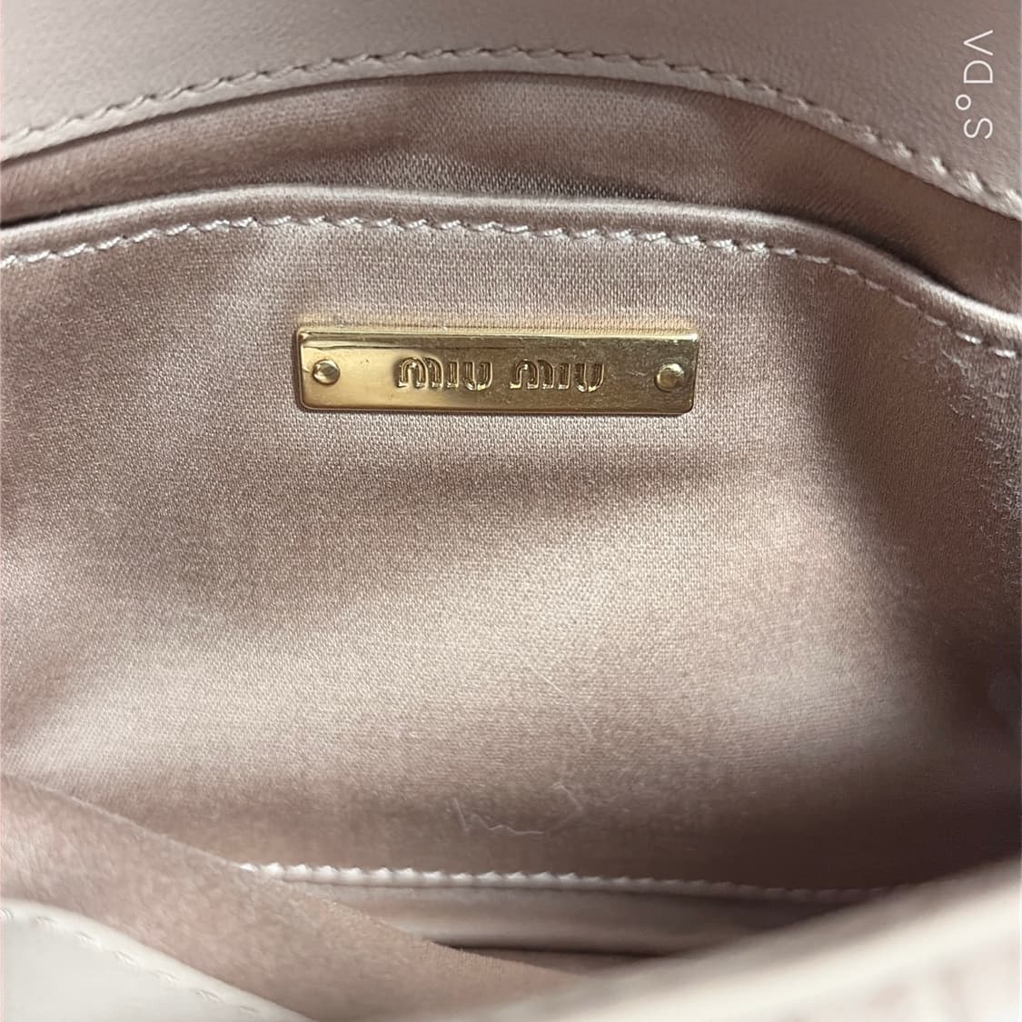 미우미우 마테라쎄 크로스백 핑크 (정) 상품이미지8