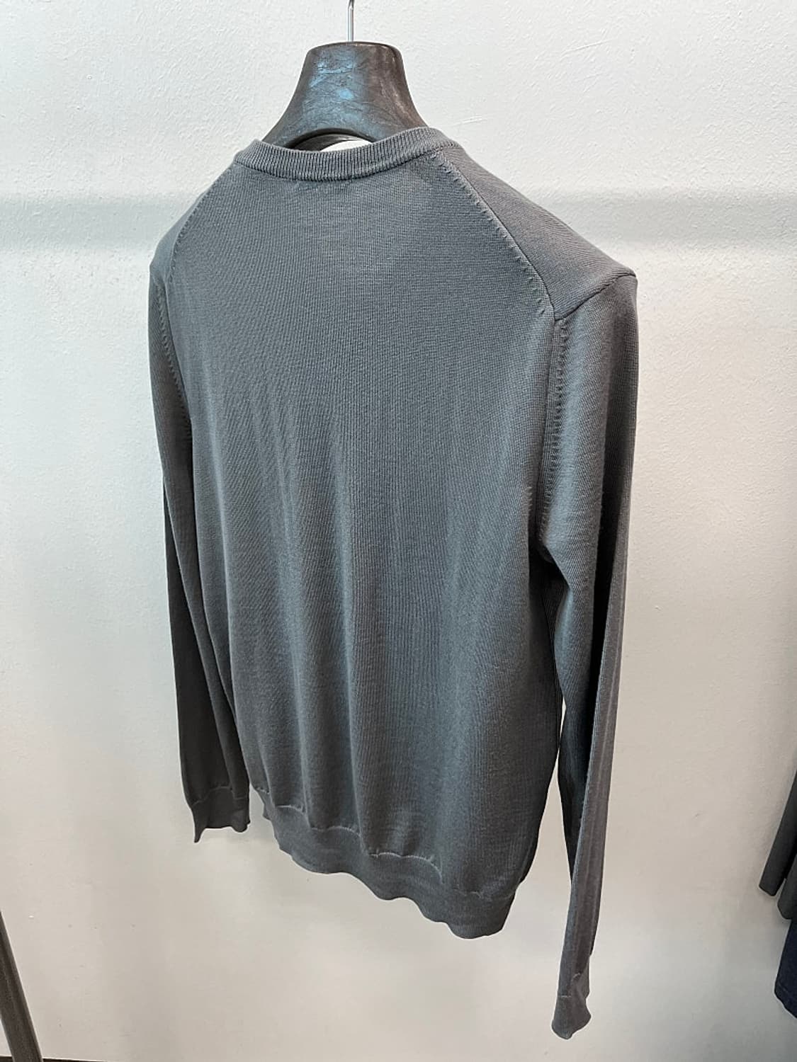 100) 베르사체 메두사 브이넥 니트  상품이미지9