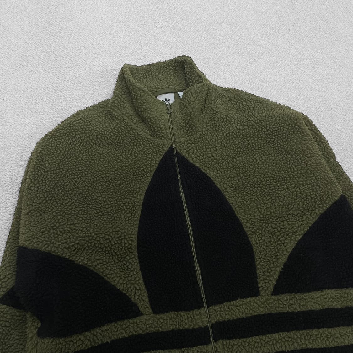 아디다스 빅 트레포일 후리스 자켓 카키 상품이미지2