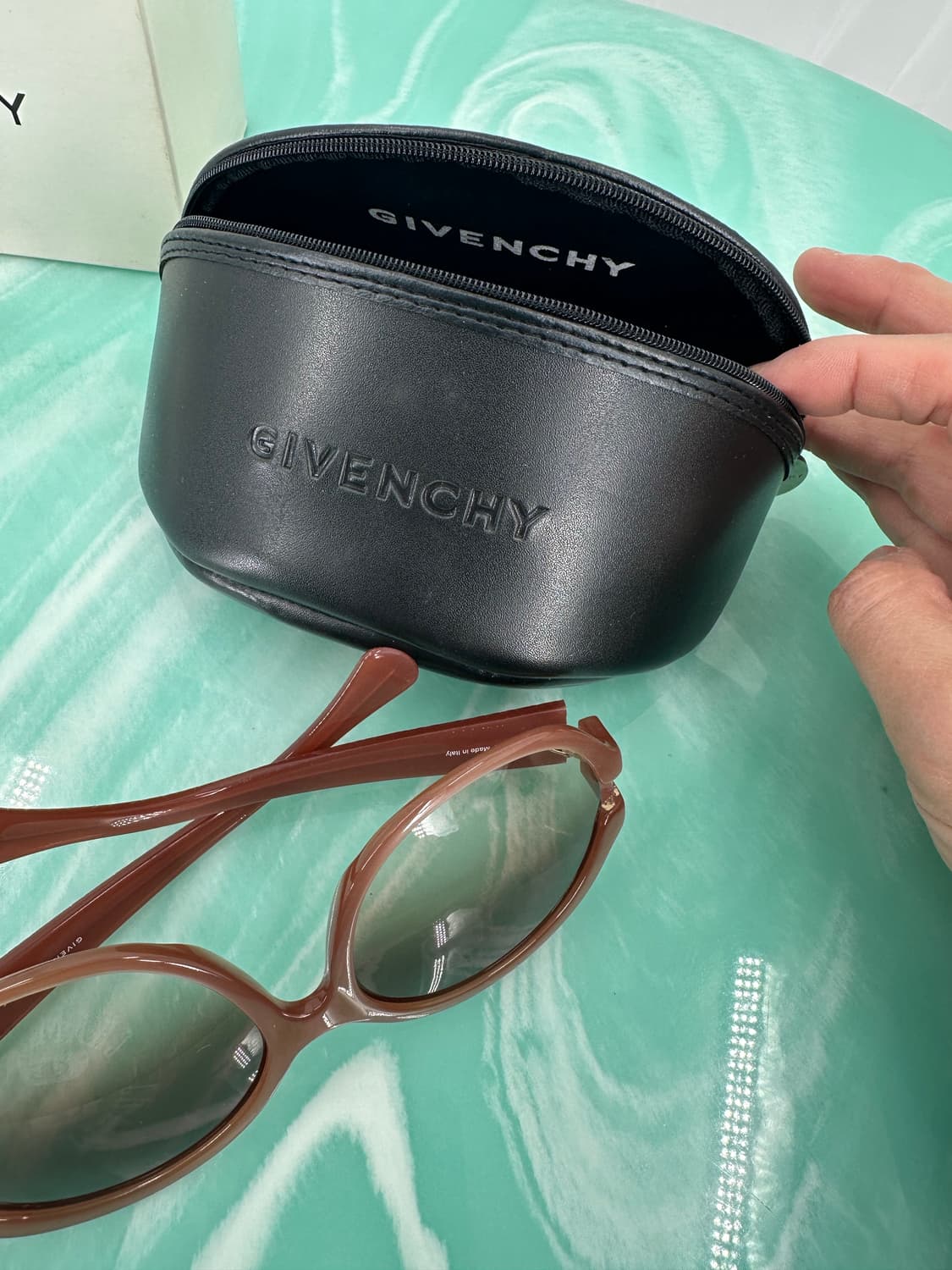 [새상품/무료배송] Made In Italy 지방시 선글라스 상품이미지9