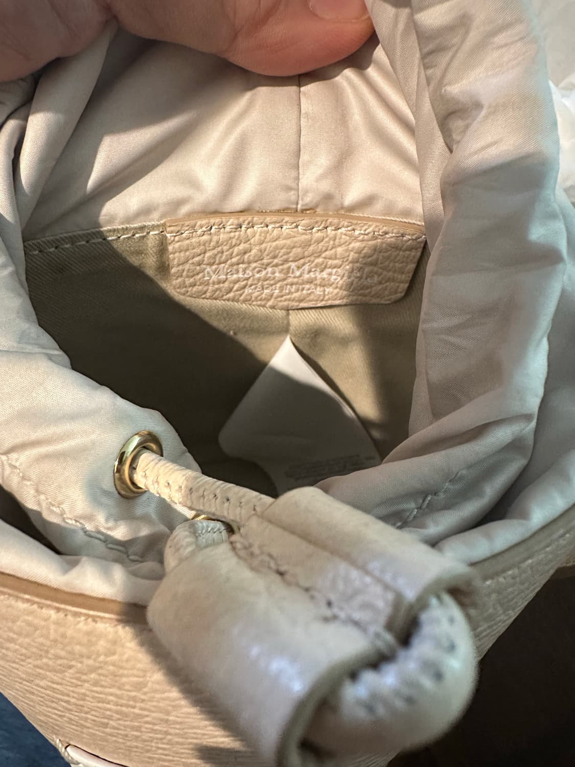 메종마르지엘라 5ac 마이크로 버킷백 상품이미지5