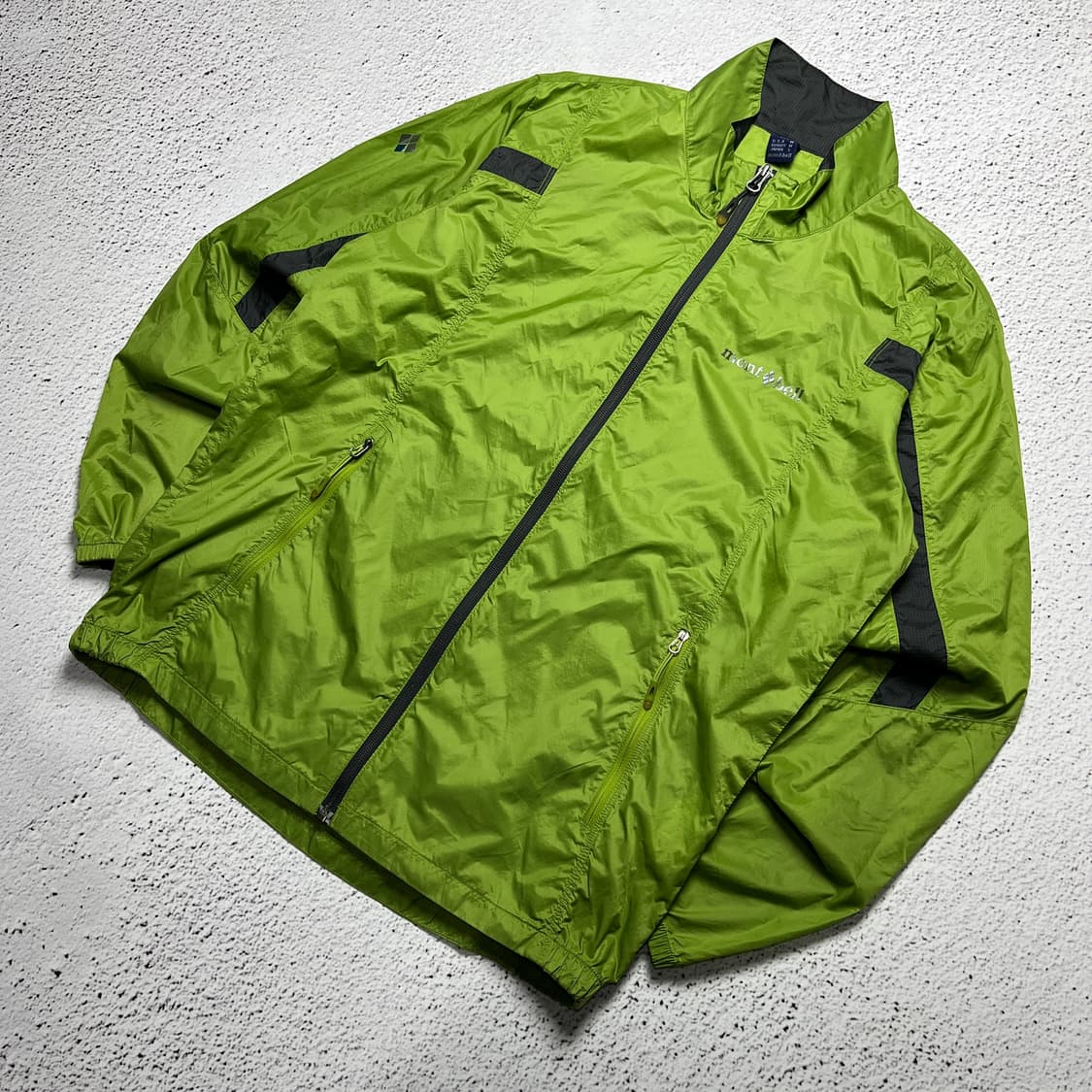 Montbell Lightweight Windbreaker Jacket 상품이미지1