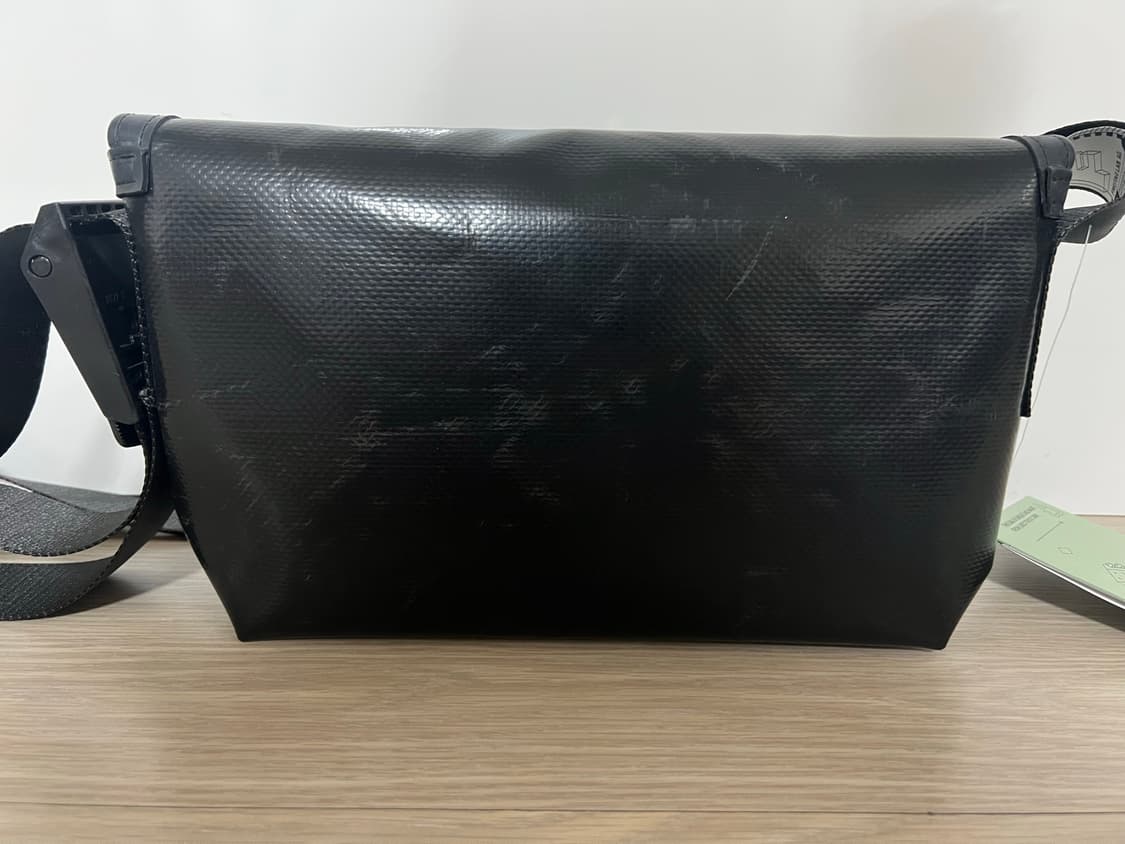 프라이탁 미시착 하파오 올블랙 상품이미지6