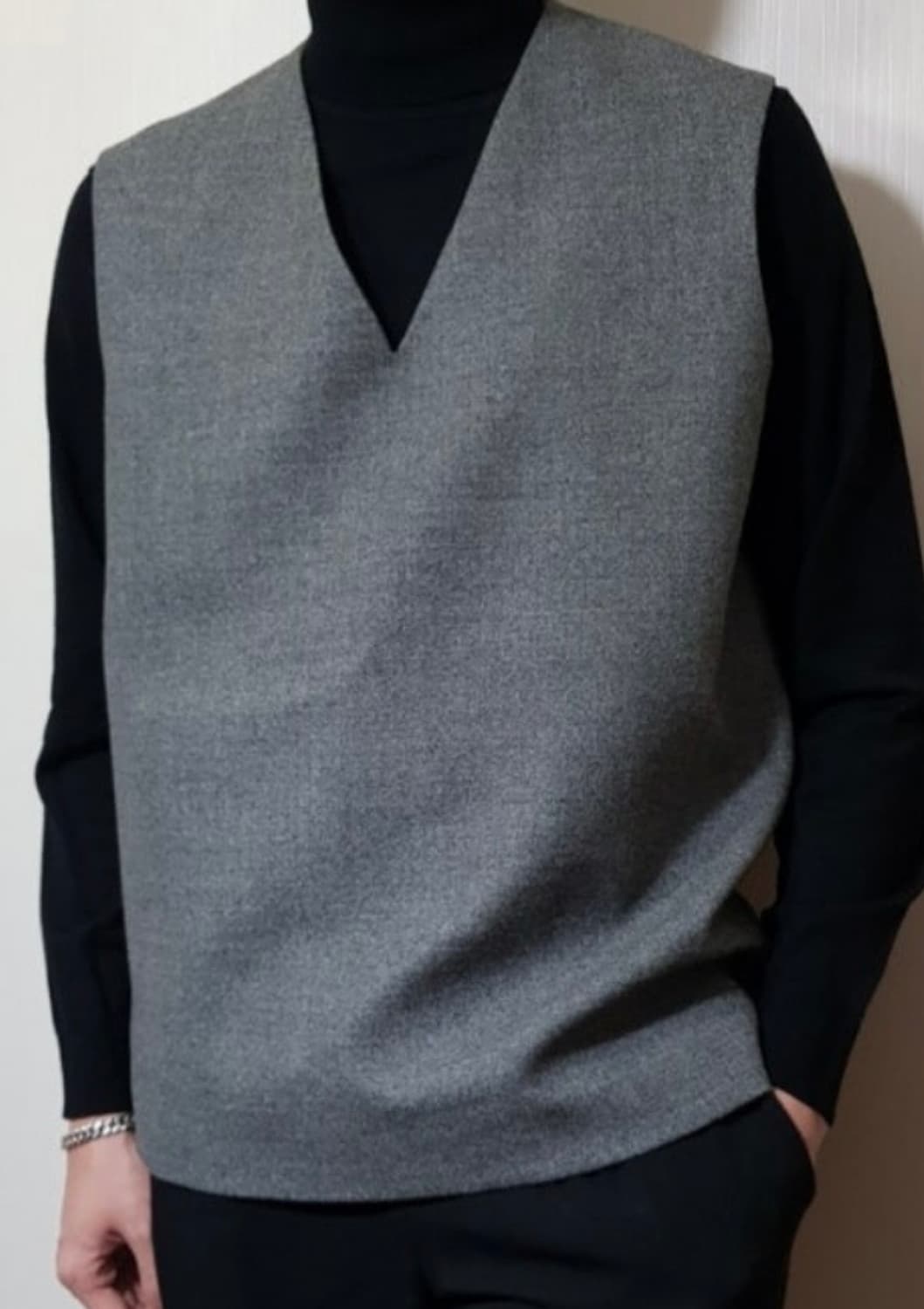 cos 우븐 울 브이넥 베스트 M 상품이미지6