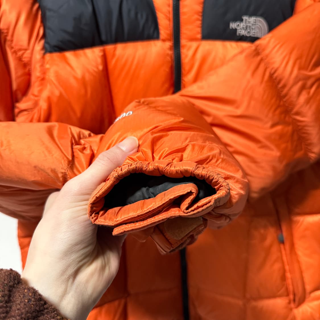 노스페이스 서밋시리즈 필파워 800 로체 다운 점퍼 상품이미지5