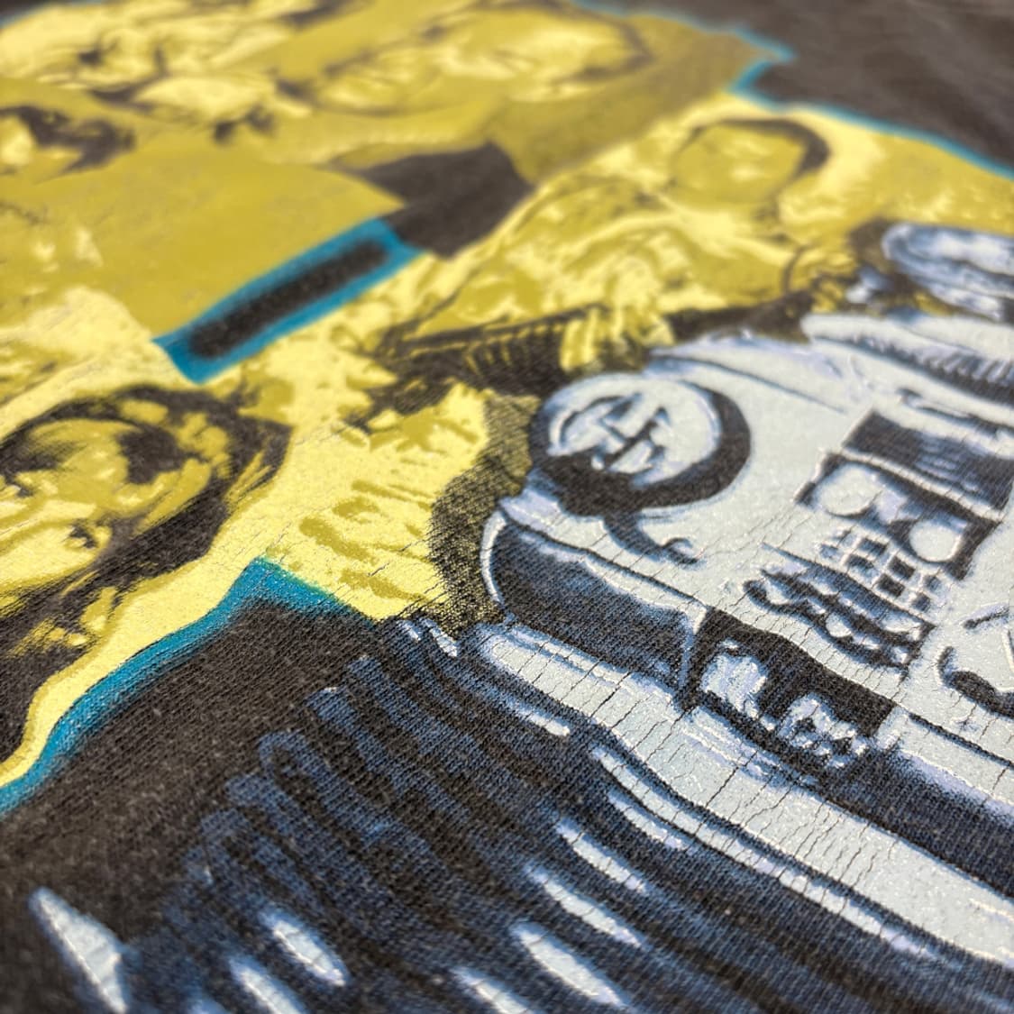 90s total tee 무비 티셔츠 ‘lost in space’ 상품이미지6