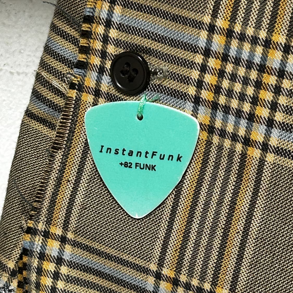 INSTANTFUCK 체크 패턴 스퀘어넥 블라우스 상품이미지5